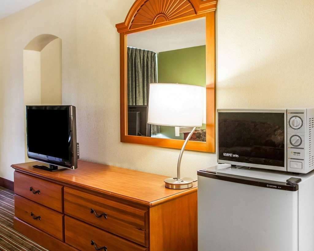 Quality Inn Franklin Bilik gambar